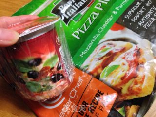 薄底海鲜Pizza的做法步骤：3