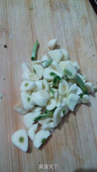 蒜香酱茄子的做法步骤：2