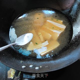 豆腐米粉汤的做法步骤：3