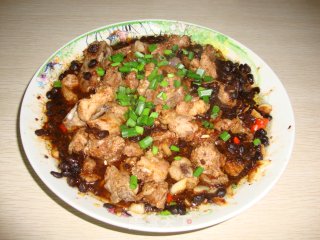 【豆豉蒸排骨】----简单又下饭的家常菜的做法步骤：4