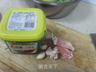 土豆烧芸豆的做法步骤：1