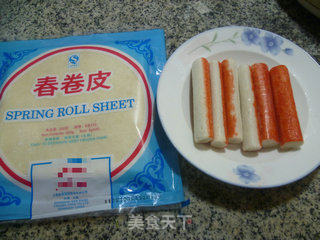 椒盐蟹肉棒的做法步骤：1