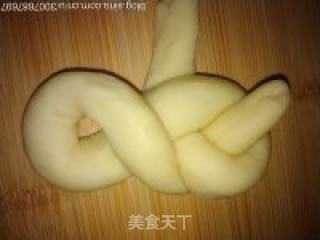 奶酥粒辫花小面包的做法步骤：9