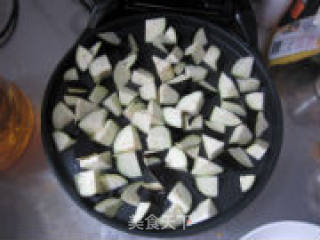 超简单美味的烩茄子的做法步骤：2