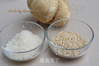 地瓜白粥的做法步骤：2