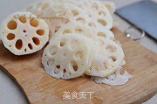 芝麻藕片的做法步骤：1