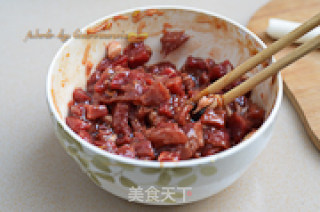苹果牛肉的做法步骤：3
