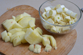 苹果牛肉的做法步骤：4