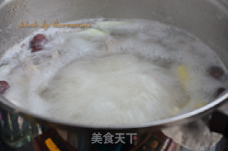莲子煲猪肚的做法步骤：6