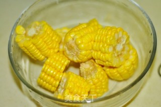 玉米山药牛骨汤的做法步骤：3