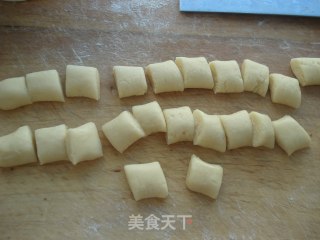 芝麻蛋果子的做法步骤：5