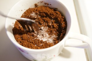微波炉茶杯布朗尼蛋糕-懒人烘培巅峰之作的做法步骤：1