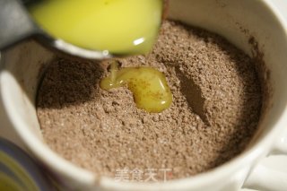 微波炉茶杯布朗尼蛋糕-懒人烘培巅峰之作的做法步骤：4