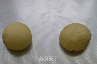 跟帅一起学烘焙 口感酥软的俄罗斯【硬质啤酒面包】的做法步骤：3