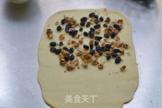 跟帅一起学烘焙 口感酥软的俄罗斯【硬质啤酒面包】的做法步骤：5