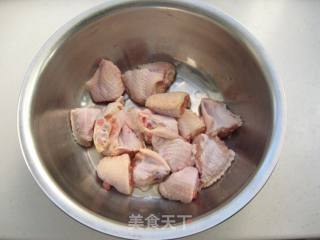 剁椒蒸鸡翅的做法步骤：3