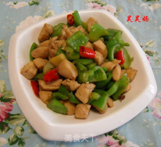 青椒炒鸡丁的做法步骤：9