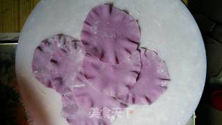 蒸花饺的做法步骤：1