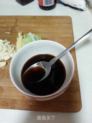 锅包肉的做法步骤：3