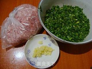 像花朵般漂亮-----【南瓜米香猪肉烧麦】的做法步骤：1