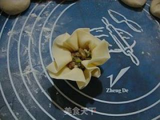 像花朵般漂亮-----【南瓜米香猪肉烧麦】的做法步骤：12