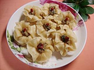 像花朵般漂亮-----【南瓜米香猪肉烧麦】的做法步骤：15