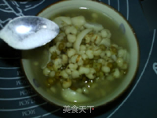 薏米绿豆百合粥的做法步骤：9