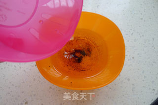 香草戚风的做法步骤：3