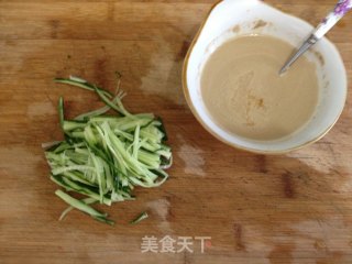 金针菇麻酱拌面的做法步骤：2