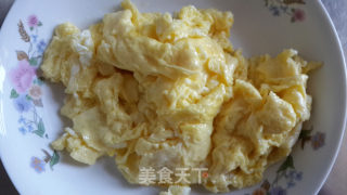韭菜梗炒鸡蛋的做法步骤：5