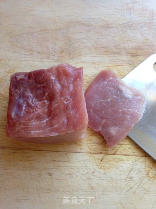 银杏炖瘦肉汤的做法步骤：1