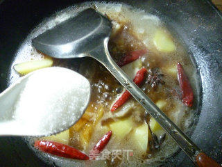 土豆烧牛筋的做法步骤：7