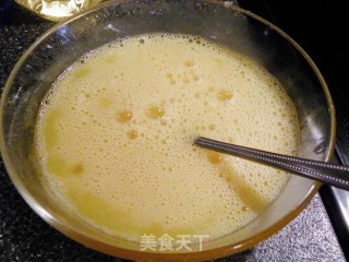 葱香虾肉蛋角的做法步骤：5