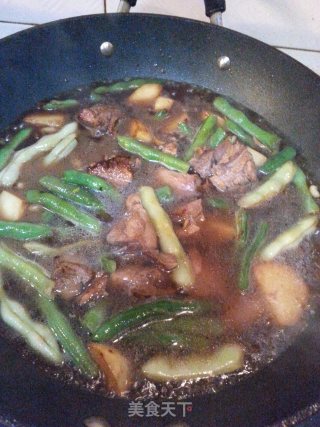月牙骨炖土豆豆角的做法步骤：10