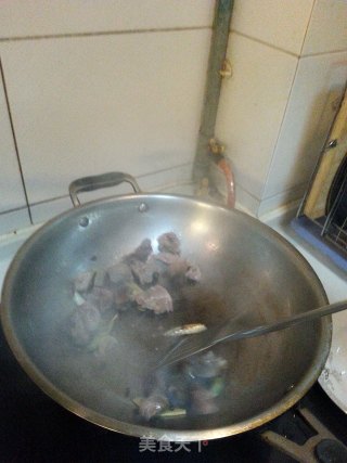 牛肉炖萝卜的做法步骤：5
