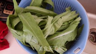 素炒油麦菜的做法步骤：1
