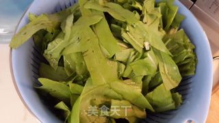 素炒油麦菜的做法步骤：2