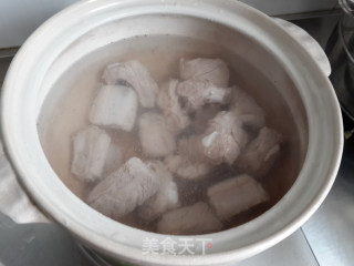 排骨藕汤的做法步骤：4