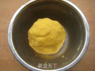 奶香玉米窝窝头的做法步骤：4