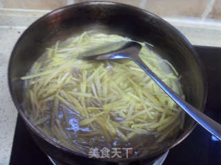 芹菜土豆丝的做法步骤：4