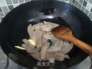 辣炒魔芋三丝的做法步骤：3