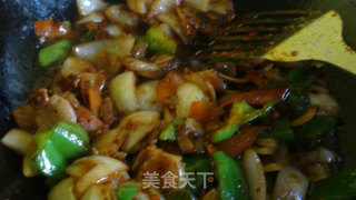 洋葱尖椒炒肉的做法步骤：10