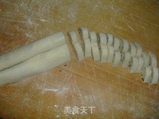 蝴蝶酥的做法步骤：4