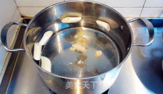 白切鸡的做法步骤：2