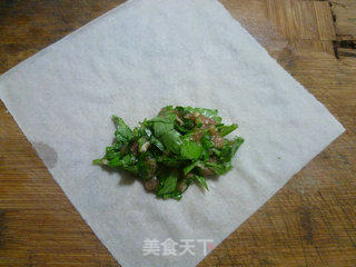 芹菜叶肉馅春卷的做法步骤：10
