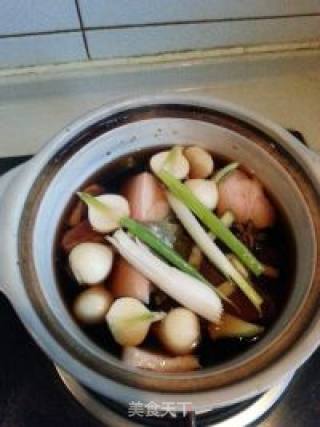 芋头卤肉的做法步骤：3