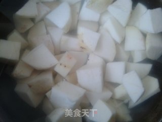 玉米芋头鸡汤——电饭煲版的做法步骤：3