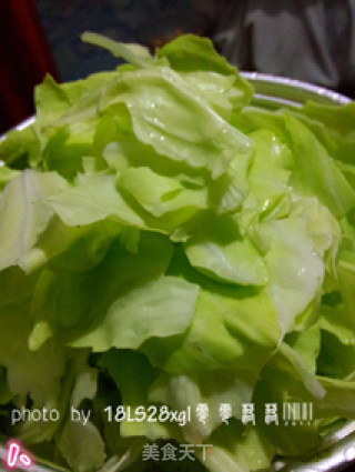 手撕莲花白——健康养身菜的做法步骤：1