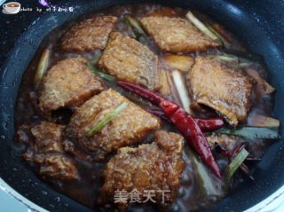 红烧带鱼的做法步骤：11
