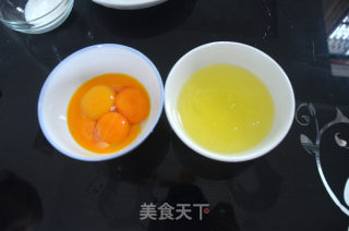 蒸出来的酸奶蛋糕的做法步骤：2